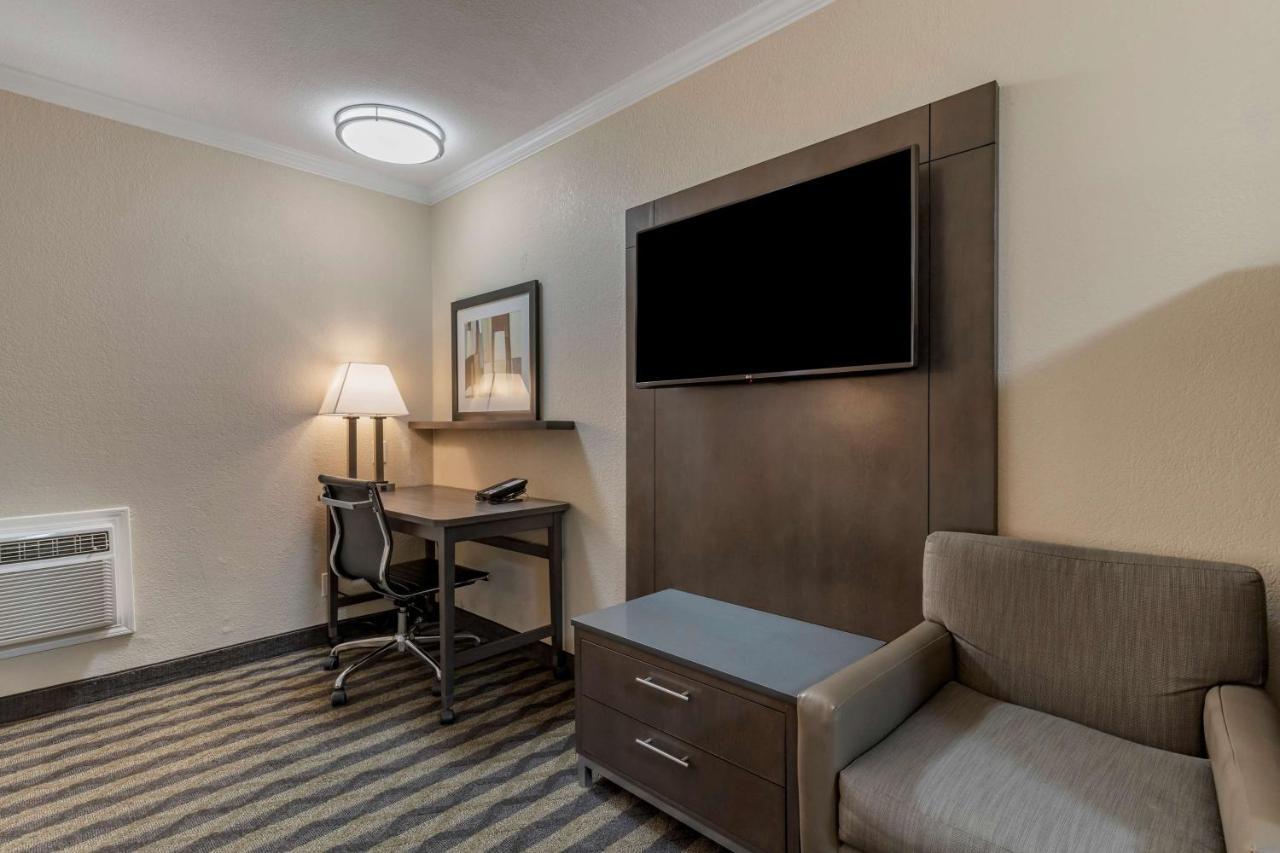 סאניוייל Best Western Silicon Valley Inn מראה חיצוני תמונה