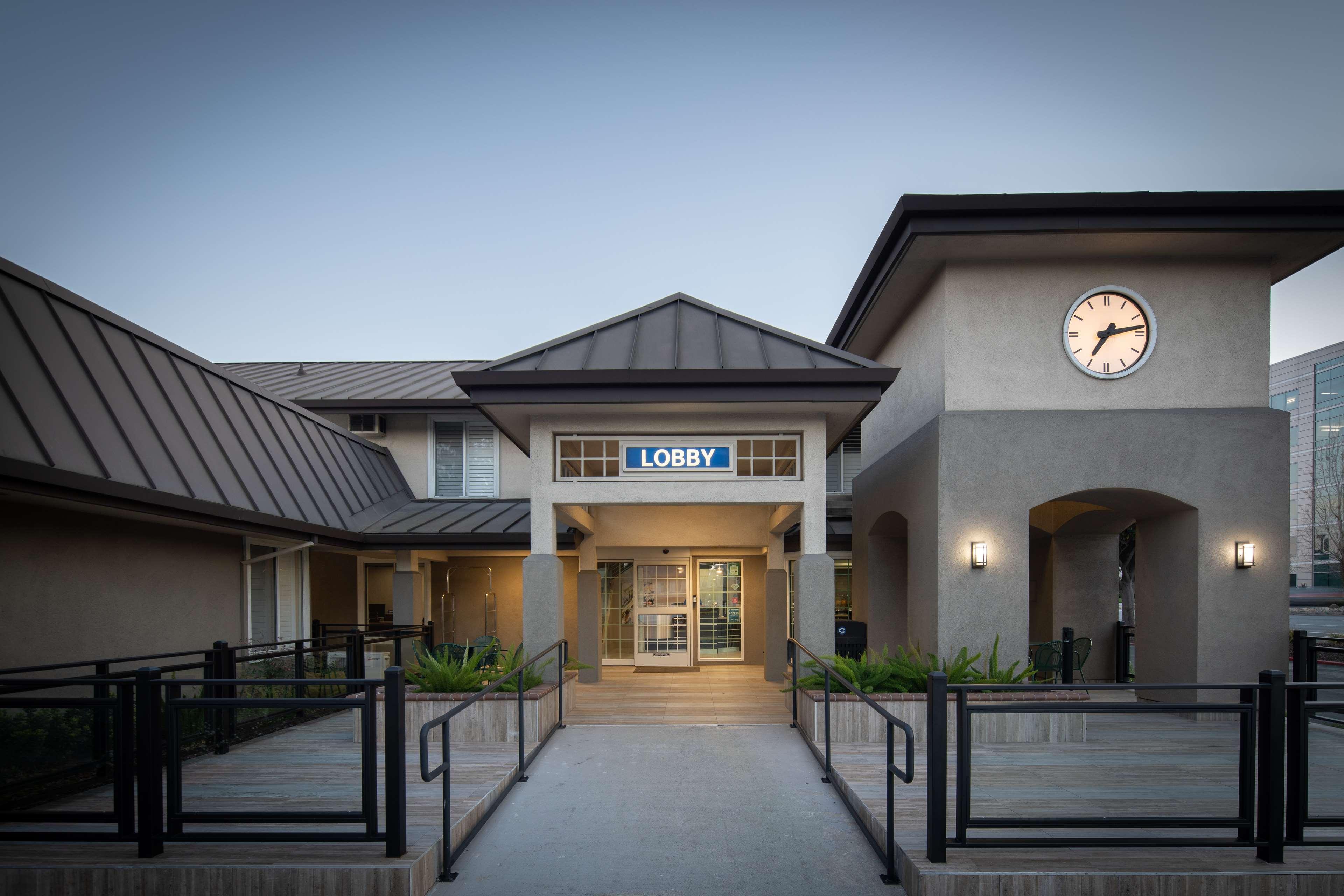 סאניוייל Best Western Silicon Valley Inn מראה חיצוני תמונה